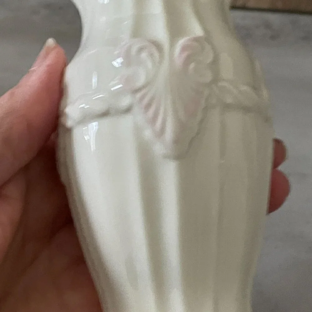 Belleek Georgian Shell 4-5/8